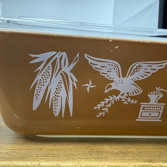 Pyrex Early American (4)set